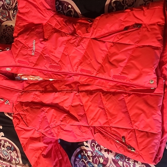 women's Columbia coat no tag but never worn - Picture 6 of 6